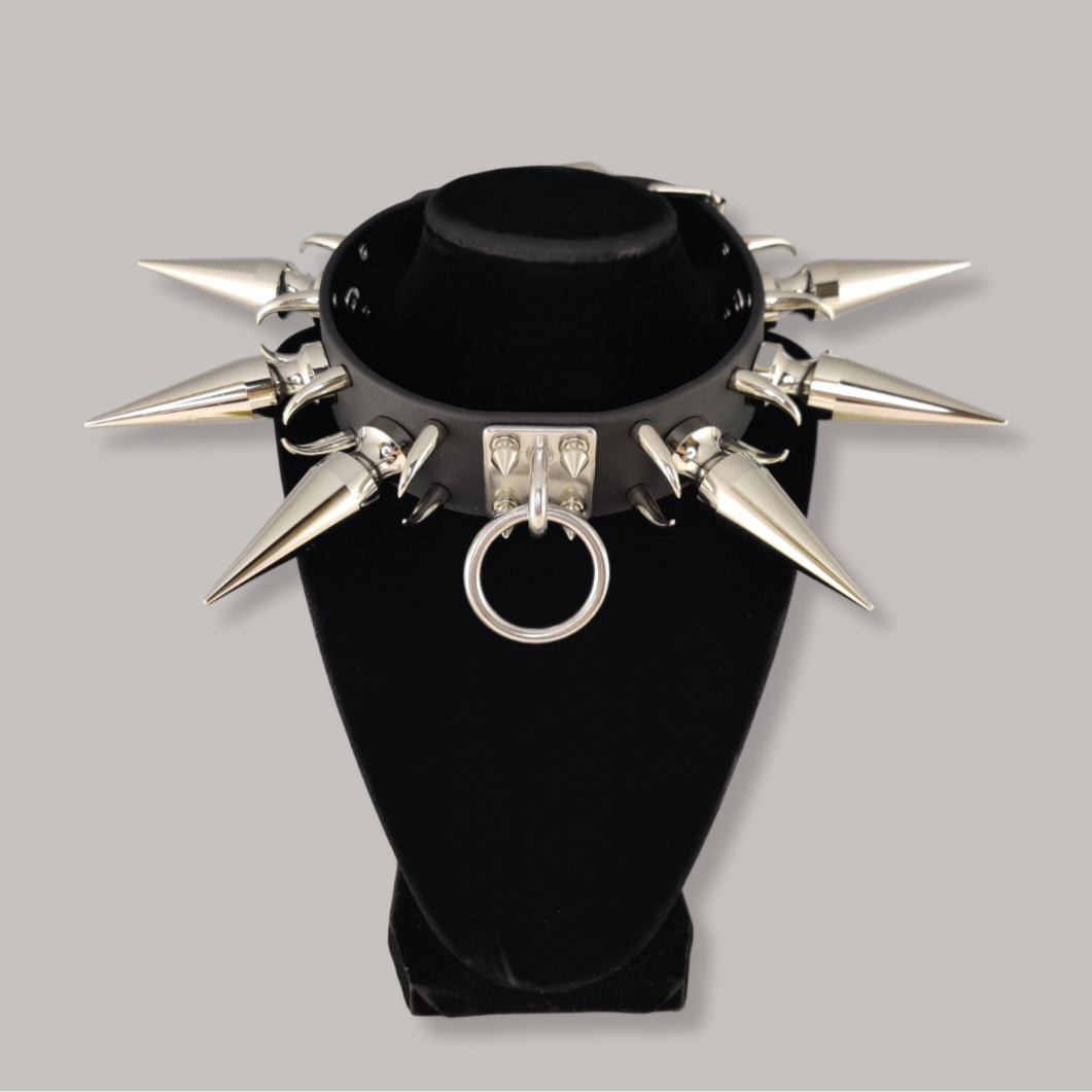 Dog Teeth choker (MTO)