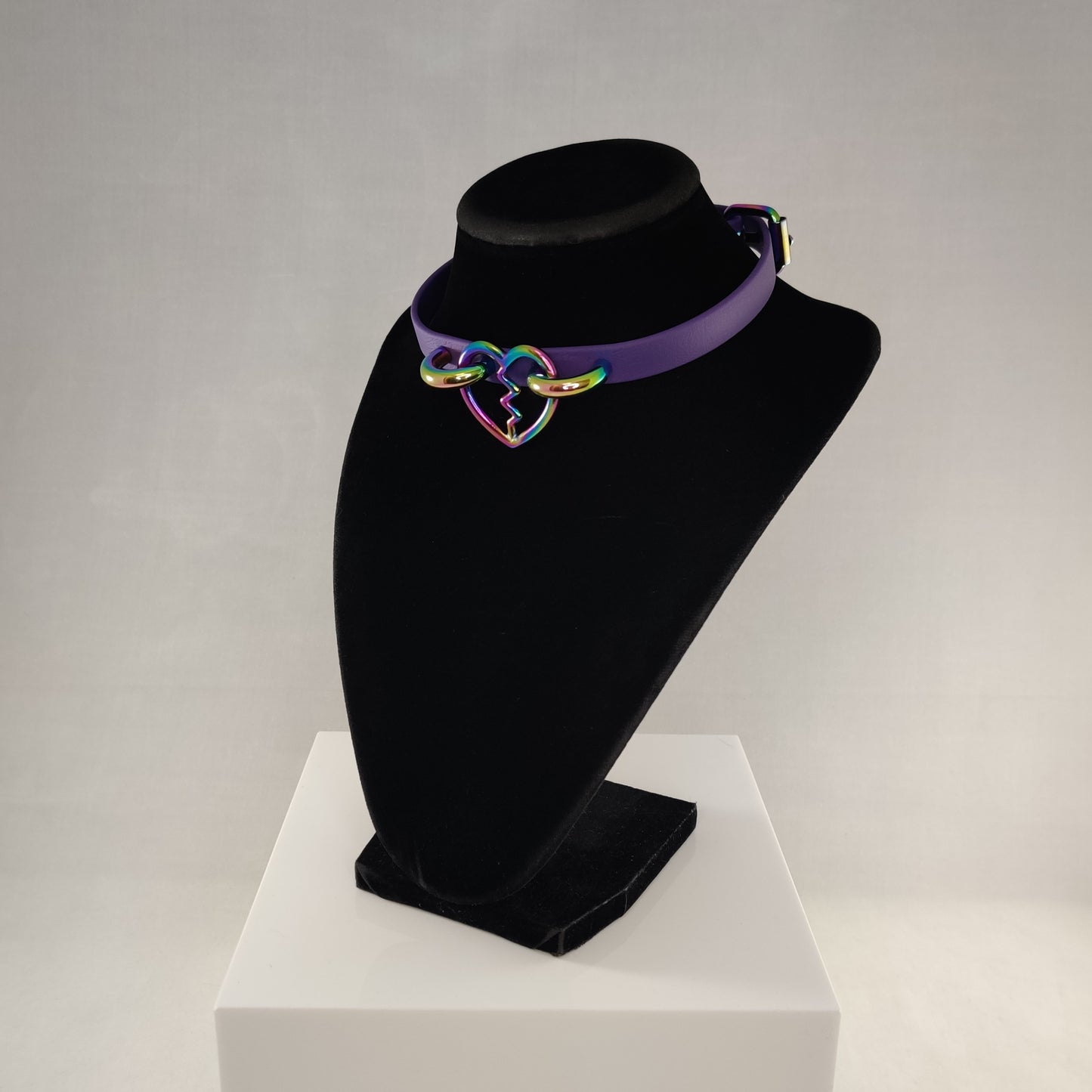 Rainbow Heart Breaker choker in purple