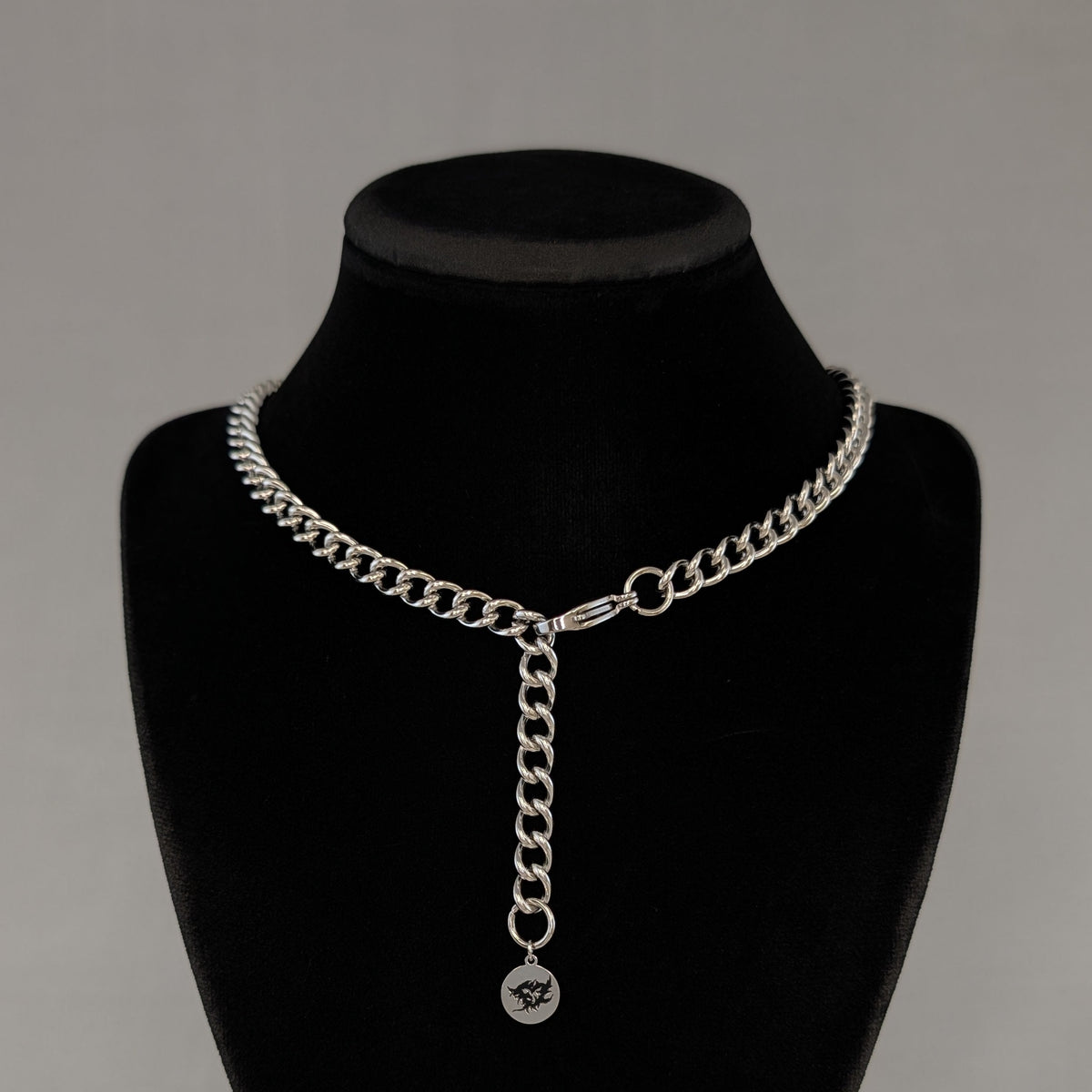 Heart Breaker chain choker