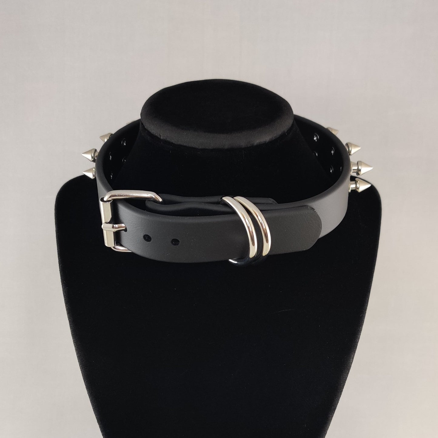 Guard Puppy choker (MTO)
