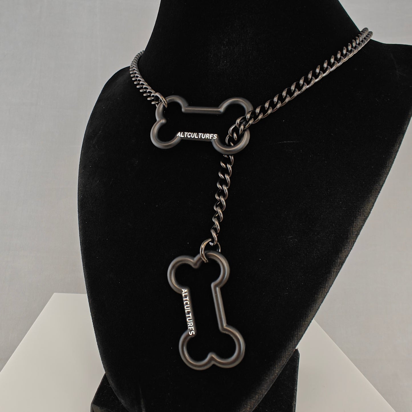 Colorful Doggy Bone slip chain