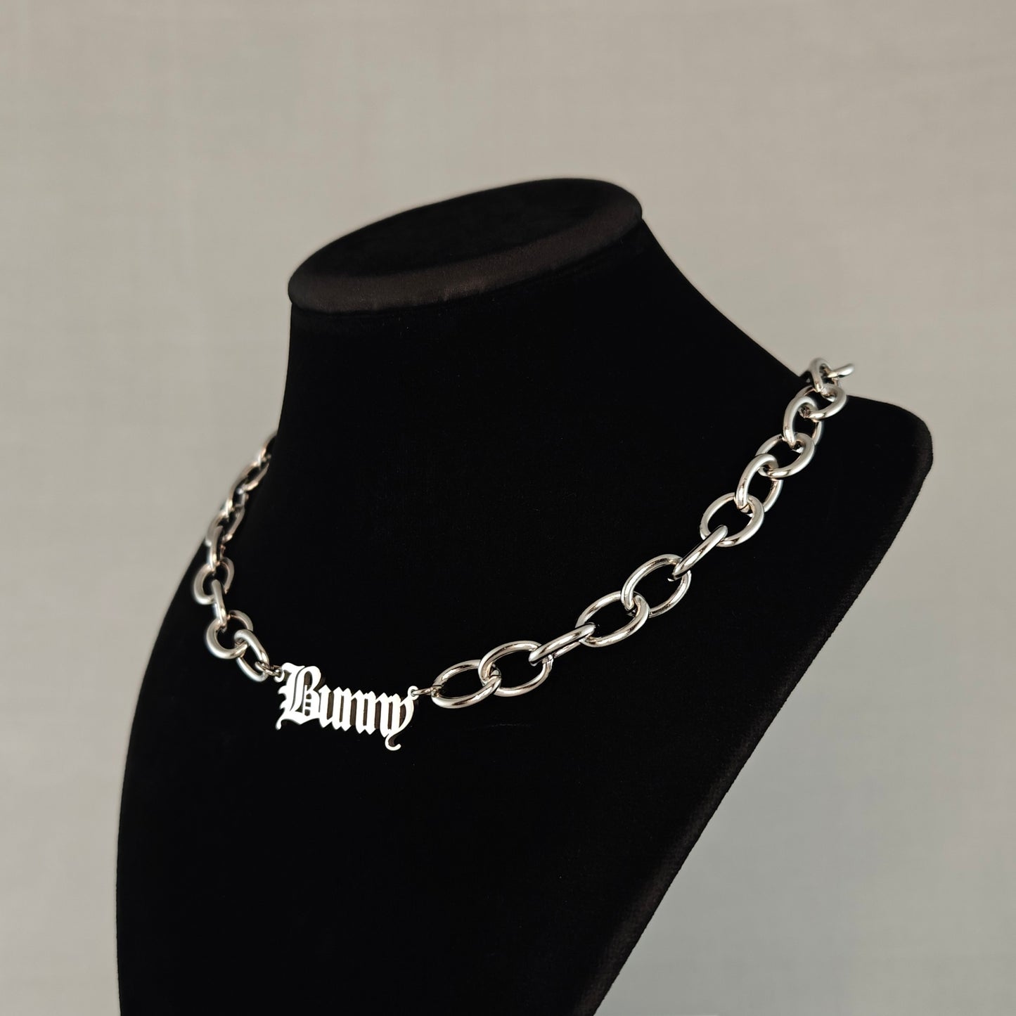 Bunny chain choker