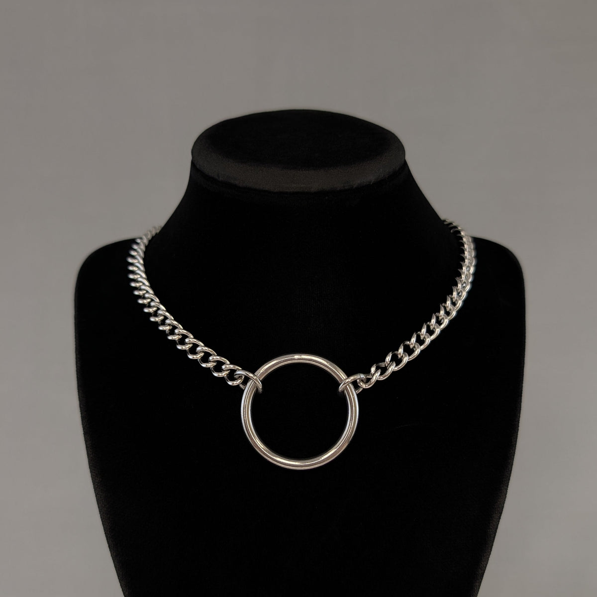 O ring chain choker